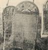 Grave of Rela Rozen. Date: 5686. Inscription arranged as an acrostic poem.